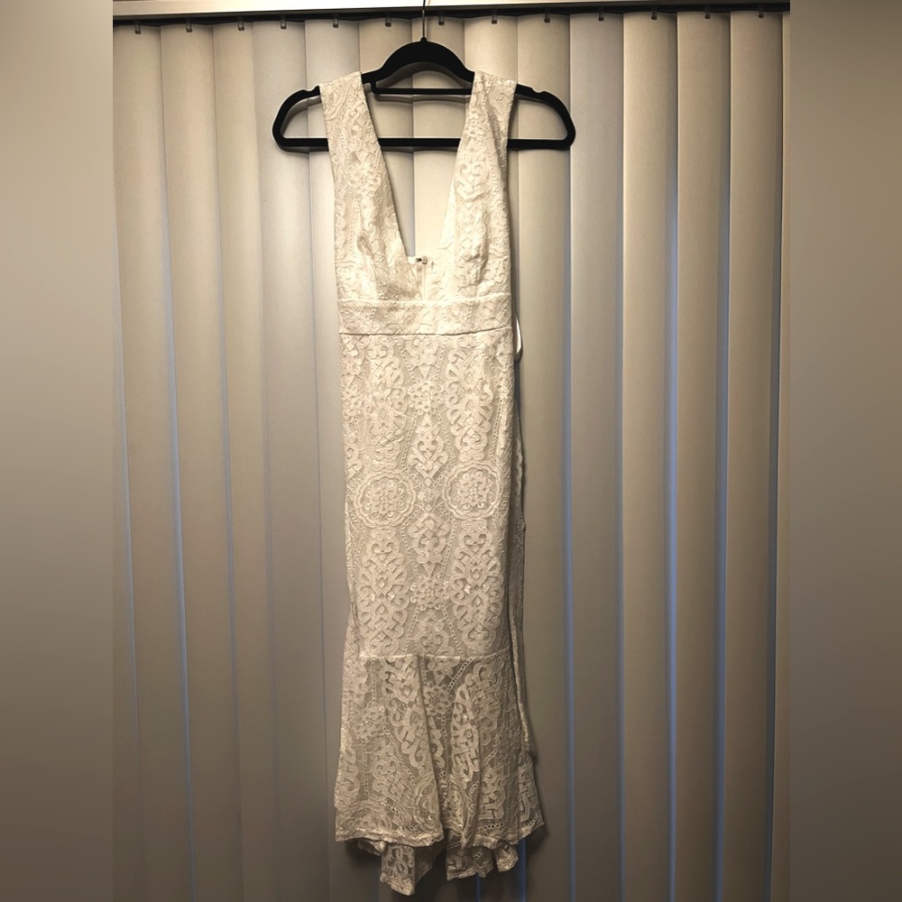 Brand new Hello Molly white midi lace dress!